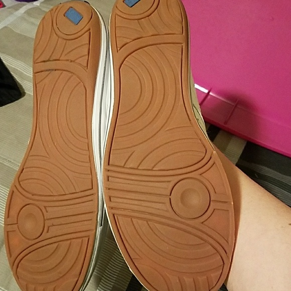 Keds - Picture 2 of 2
